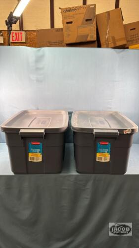 (2) RUBBERMAID 53L TOTES