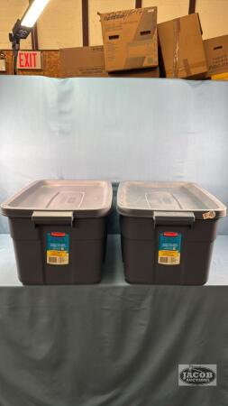 (2) RUBBERMAID 53L TOTES