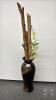 CERAMIC VASE WITH D&Eacute;COR