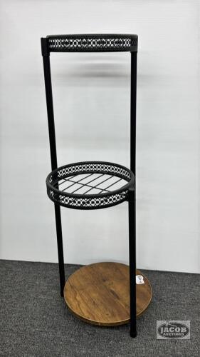 METAL PLANT STAND