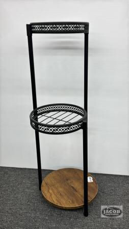 METAL PLANT STAND