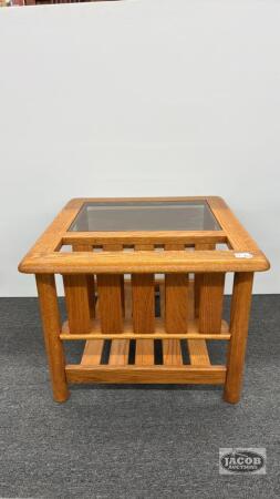 OAK END TABLE/MAGAZINE RACK WITH SMOKED GLASS TOP
