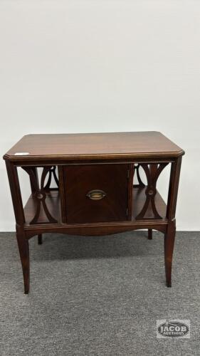 MAHOGANY SIDE TABLE