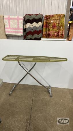 METAL IRONING BOARD WITH NO COVER