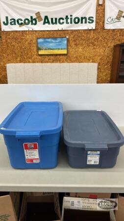 (2) RUBBERMAID TOTES