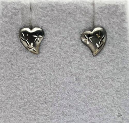 14KT WHITE GOLD PLAIN HEART EARRINGS