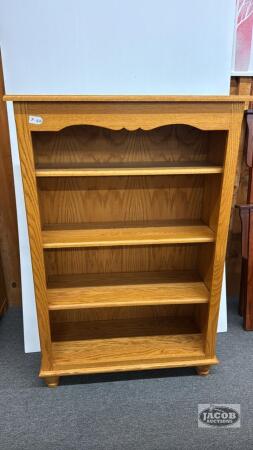 OAK BOOK CASE WITH ADJUSTABLE SHELVES