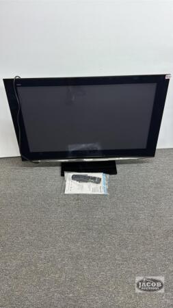 PANASONIC 42IN HD PLASMA TV WITH REMOTE