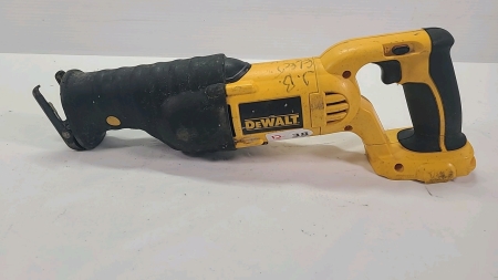 DeWalt 18 Volt Sawzall -No Battery or Charger