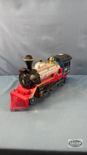 PLASTIC BATTERY OPERATED TRAIN ENGINE