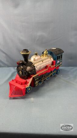 PLASTIC BATTERY OPERATED TRAIN ENGINE