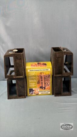 PLASTIC LOG STACKER SET
