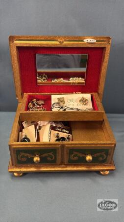 WOODEN 8IN WIDE JEWELRY BOX
