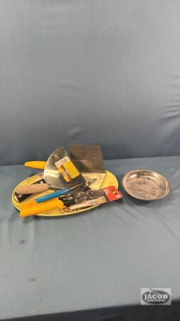 ASSORTED TROWEL AND PLIER LOT