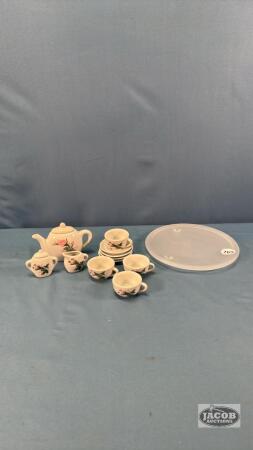 CHINA DOLL TEA SET
