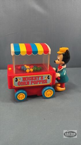 BATTERY OPERATED MICKEYS CORN POPPER