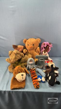 APPROX. (7) PUPPETS