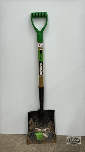TRUE TEMPER SQUARE MOUTH SHOVEL