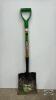 TRUE TEMPER SQUARE MOUTH SHOVEL