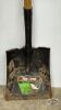 TRUE TEMPER SQUARE MOUTH SHOVEL - 2