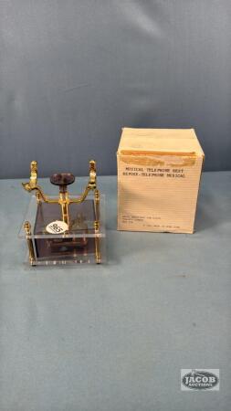MUSICAL TELEPHONE REST