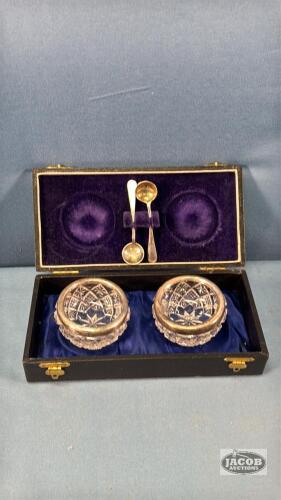 PAIR OF GLASS SALT CELLS WITH STERLING SILVER RINGS
