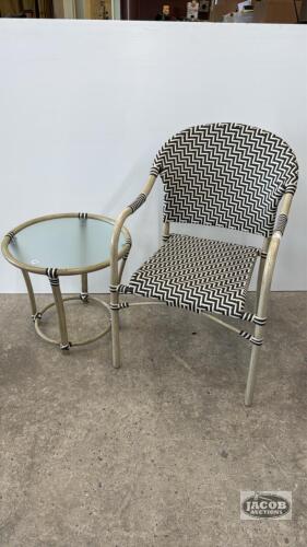 PATIO CHAIR AND MATCHING 20IN WIDE GLASS TOP TABLE