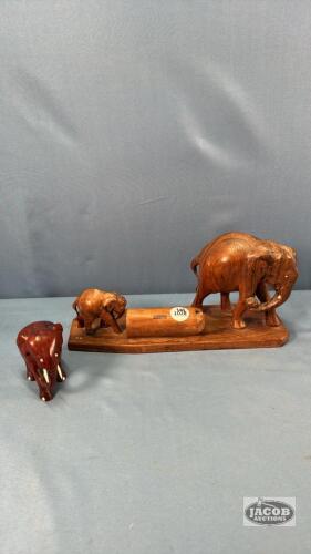 ELEPHANT ORNAMENT WITH A FREE STANDING 4IN FIGURE