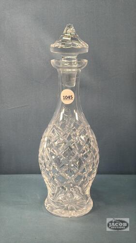 13IN GLASS DECANTER WITH STOPPER
