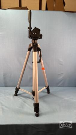 AMAZON 24IN TO 36IN TRI POD