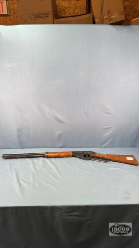 DAISY MODEL 111 PUMP ACTION BB GUN