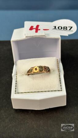 (5) STONE FAMILY THIN GOLD RING (WELL WORN)