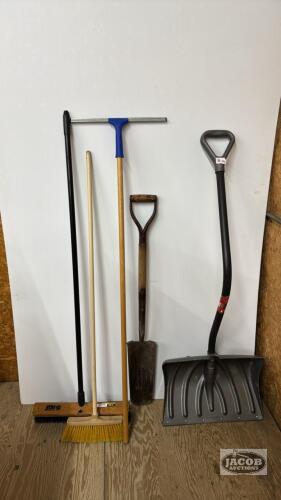 BROOM AND GARDEN TOOL LOT