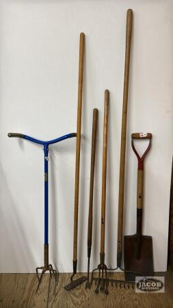 GARDEN TOOL LOT
