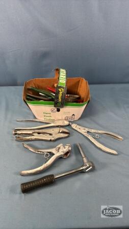ASSORTED TOOL LOT