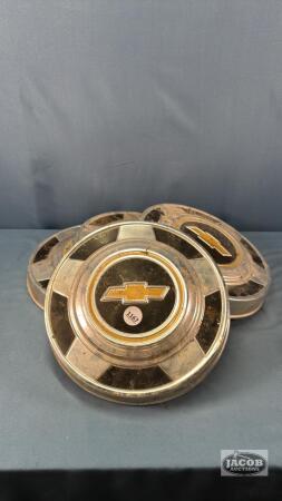 (4) CHEV TRUCK 10IN HUB CAPS