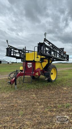 DEMCO 850 SPRAYER