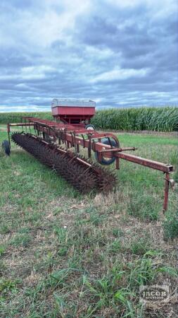 INTERNATIONAL 300 ROTARY HOE