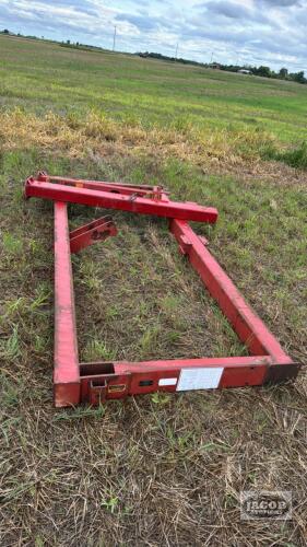WHITE 4 ROW PLANTER FRAME