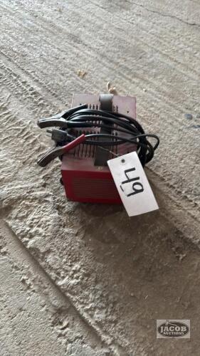 DAYTON BATTERY CHARGER