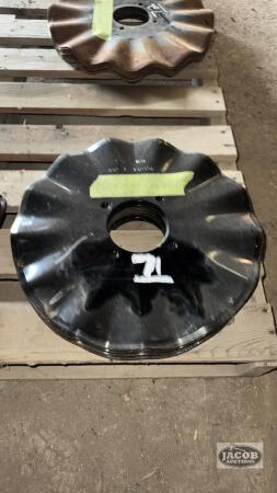 9 NEW KINZE 15 3/4IN WOBBLE COULTERS