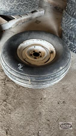 11L-15 TIRE AND 5-BOLT RIM