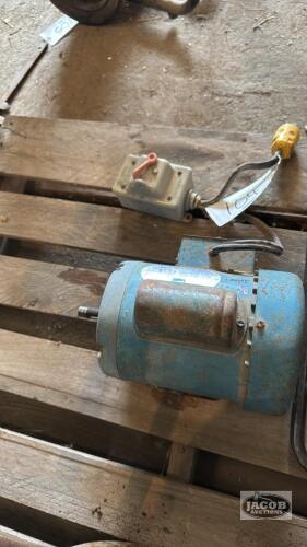 DOERR 3/4HP ELECTRIC MOTOR