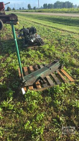 HEAVY DUTY FLOOR JACK