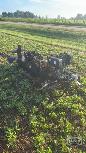 SELF POWERED DIESEL WOOD SPLITTER