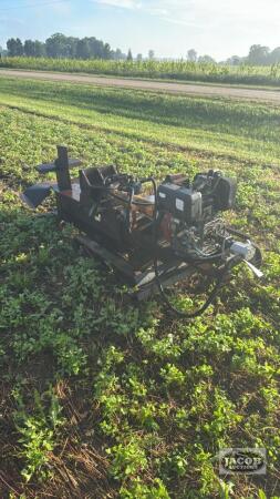 SELF POWERED DIESEL WOOD SPLITTER