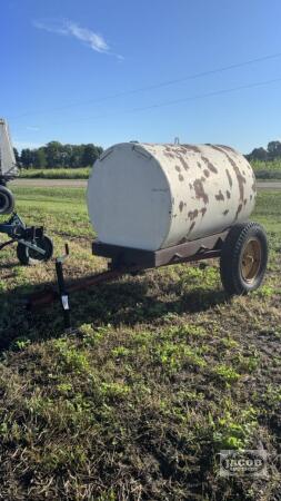 STEEL TANK ON WHEELS