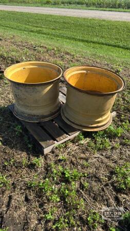 (2) 8 BOLT RIMS