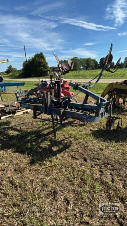 3PTH ANHYDROUS 5 INJECTOR FOLDING TOOL BAR