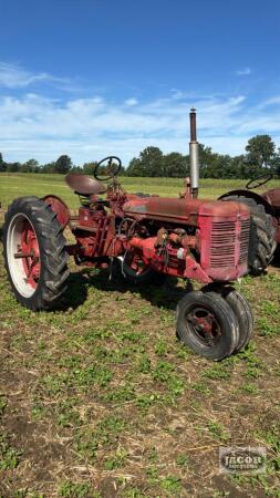 FARMALL NARROW TRACTOR